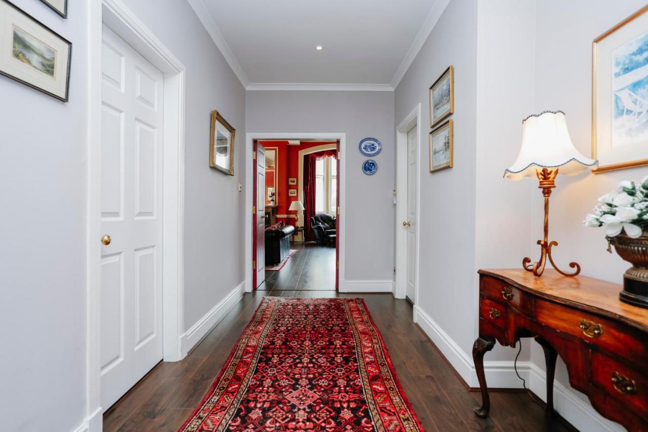 エディンバラRoyal Mile Mansions 14アパートメント エクステリア 写真