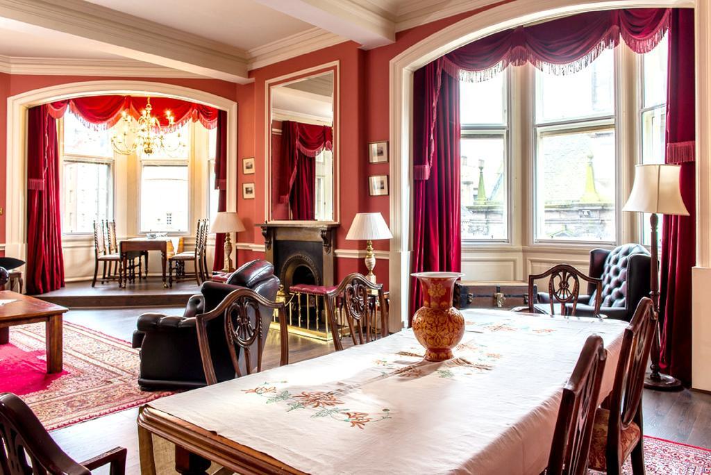 エディンバラRoyal Mile Mansions 14アパートメント エクステリア 写真